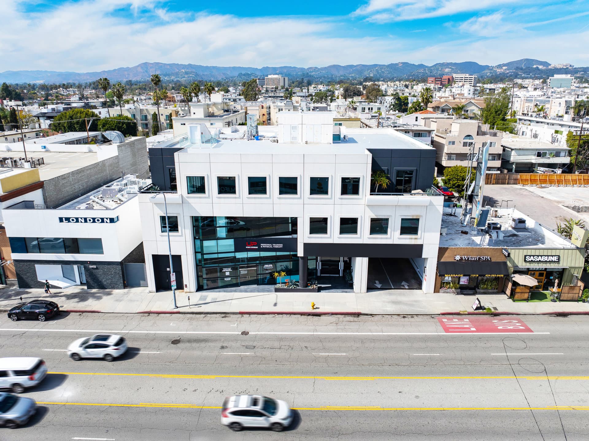 11925 Wilshire